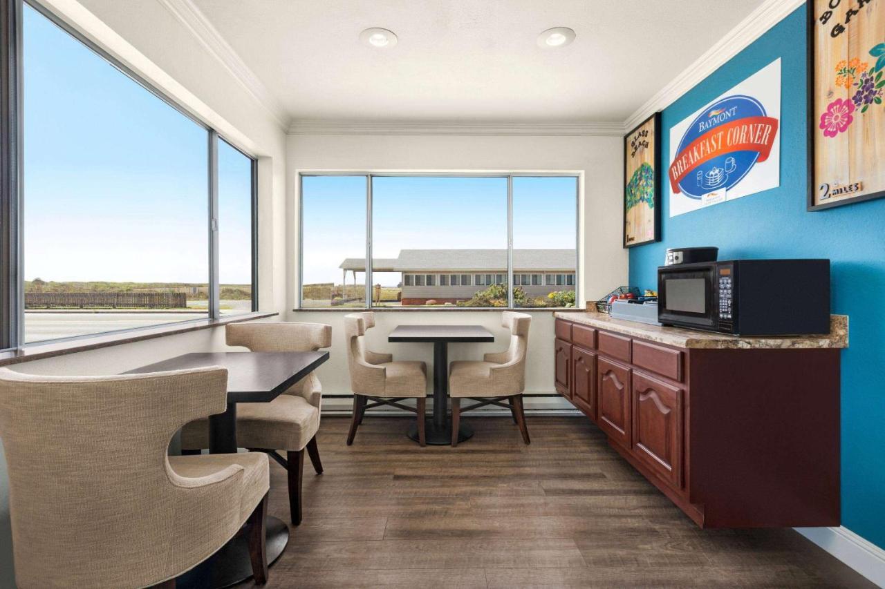 Baymont By Wyndham Fort Bragg Exteriör bild